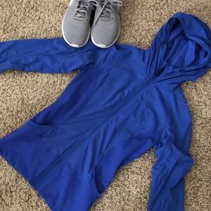 Lululemon reversible jacket size 6